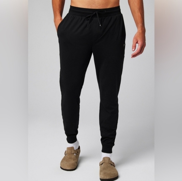 *NWT* Fabletics The Cloud Jersey Jogger Size XL In Black - Picture 1 of 12